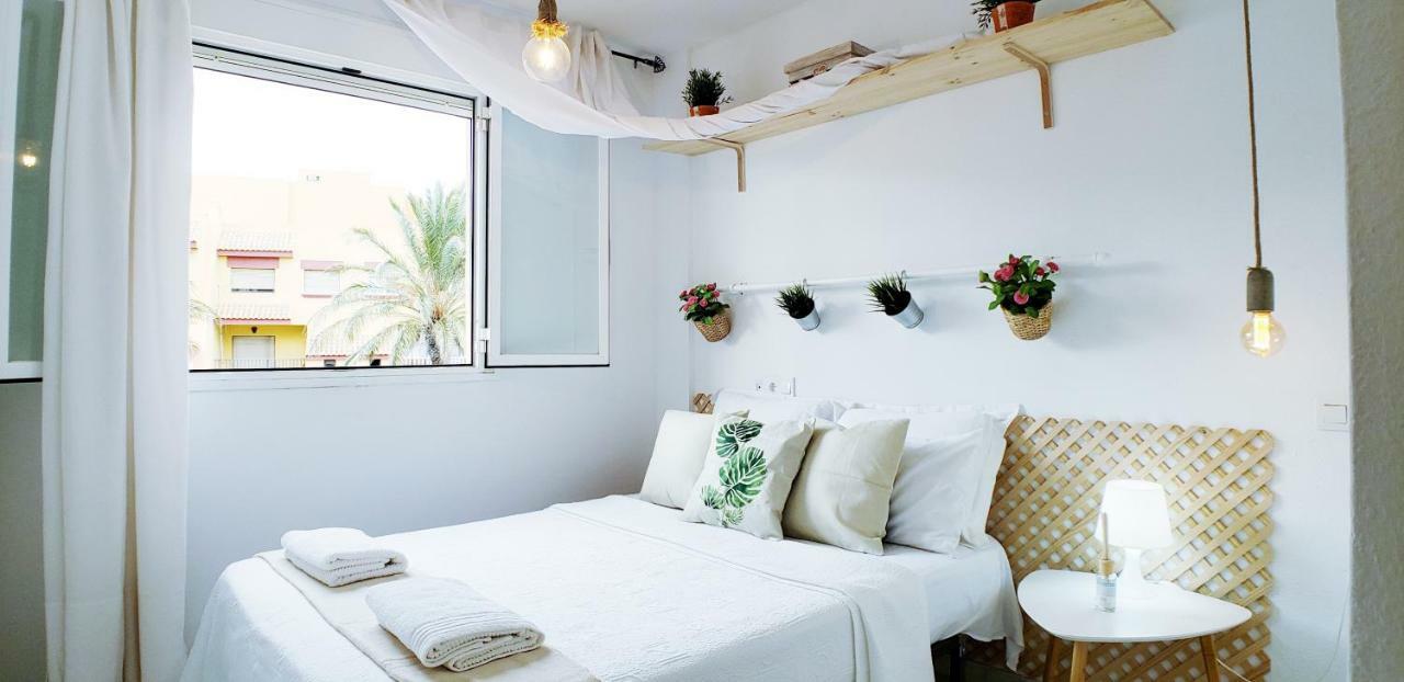 Roquetas Beach House Apartamento Fresco Con Piscina 滨海罗克塔斯 外观 照片