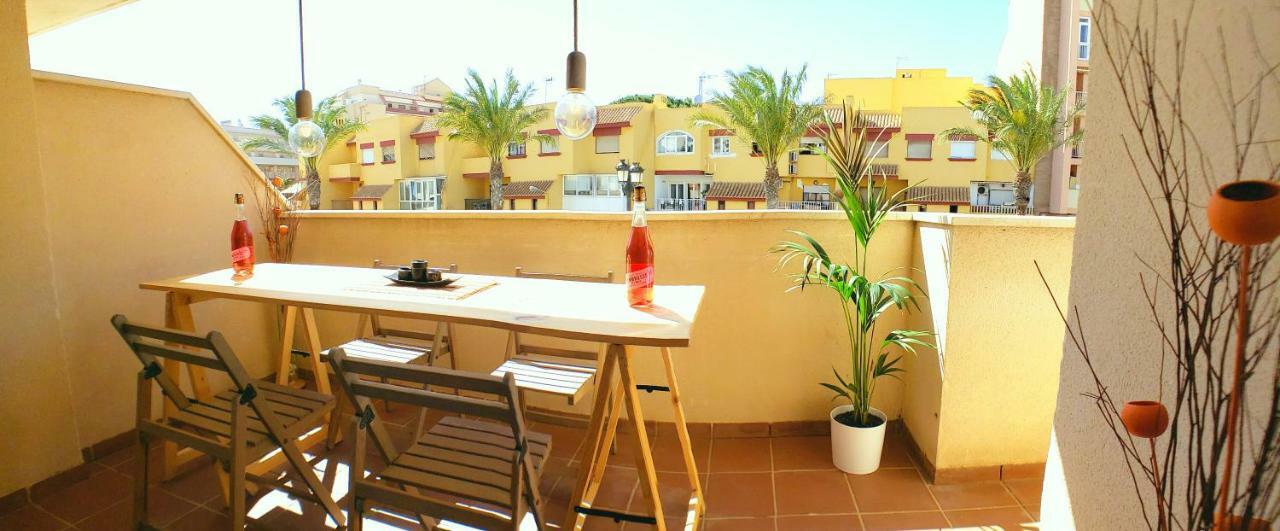 Roquetas Beach House Apartamento Fresco Con Piscina 滨海罗克塔斯 外观 照片